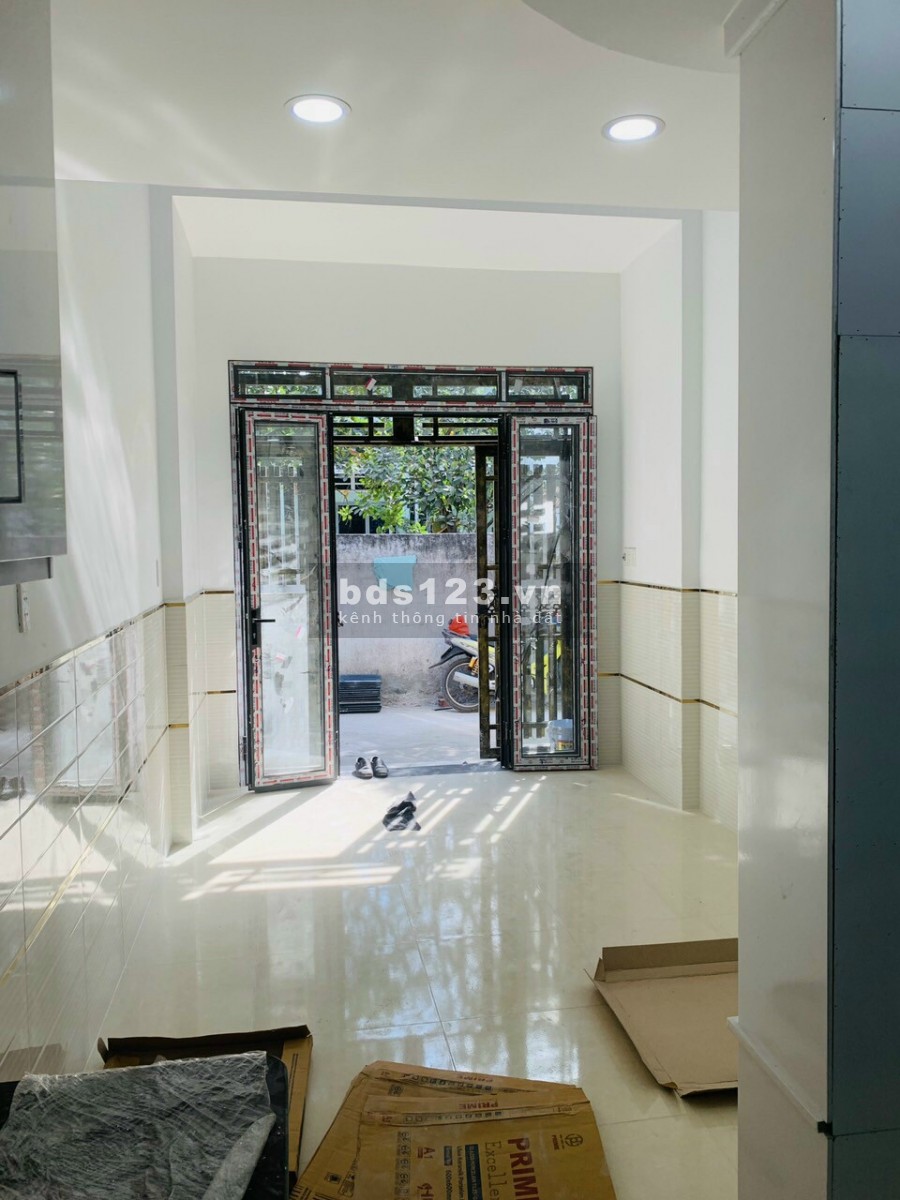 Chia tài sản nên bán gấp nhà nhỏ xinh giá rẻ cuối đường Tân Kỳ Tân Qúy giao với Ql1a, Q Bình Tân