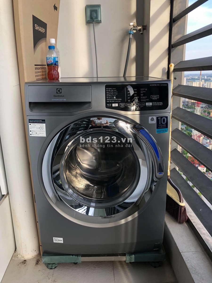 Cho thuê căn hộ 2PN - DT 72m2 nội thất cơ bản và full đồ giá rẻ nhất Vinhomes West Point Phạm Hùng