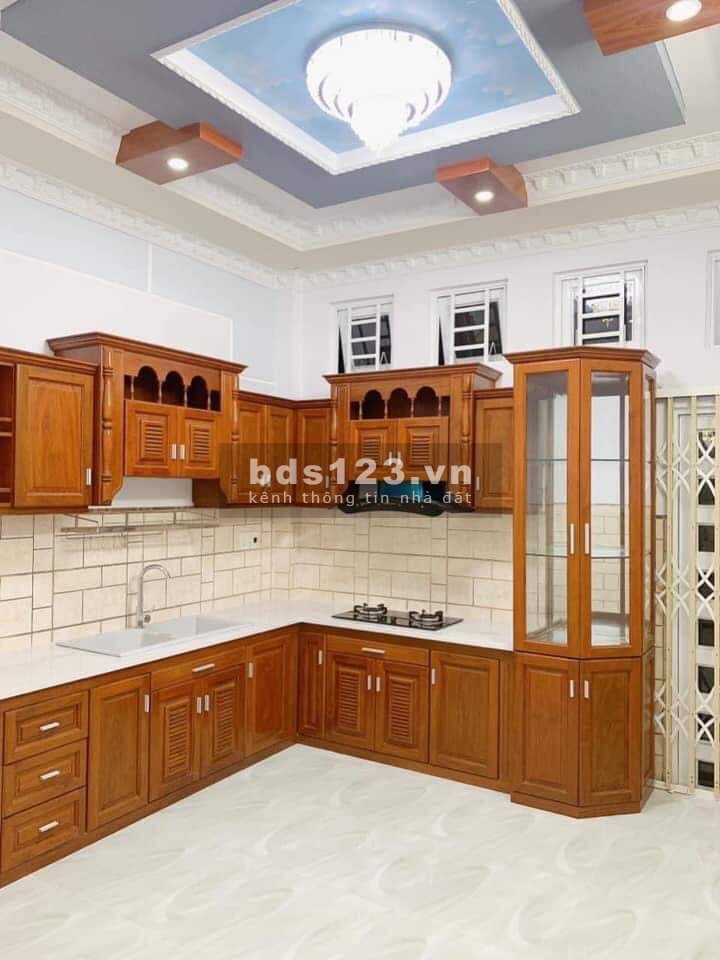Nhà HXH Chế Lan Viên 70m2 4x18, 3 tầng, 4PN, nhà đẹp ở ngay. Giá tốt chỉ 5.4 tỷ