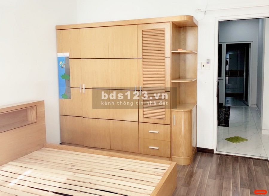 HXH Phan Văn Trị 4x13m trệt, 3lầu, 5phòng ngủ, 4wc. 20tr/th.