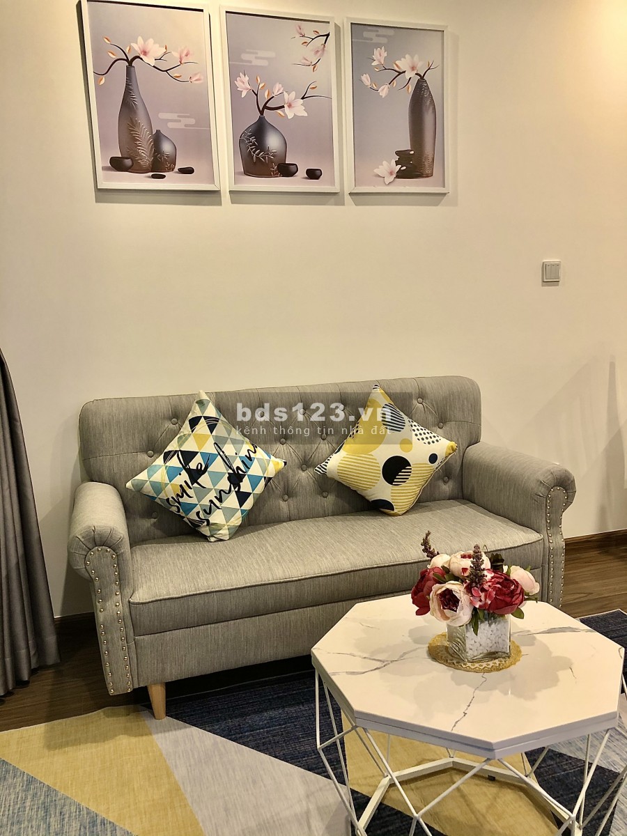 Cho thuê căn hộ 2PN - DT 72m2 nội thất cơ bản và full đồ giá rẻ nhất Vinhomes West Point Phạm Hùng