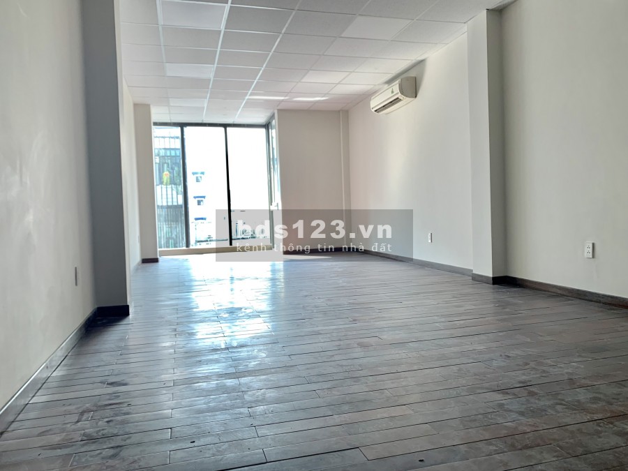 Cho thuê văn phòng 16m2 tại toà nhà The Sun Bình Thạnh chỉ 6 triệu/m2