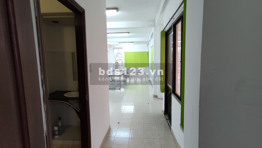 Bán nhà Mt Nguyễn Đình Chiểu, P.4, Q.3, (Dt 4X15m), Lề 5m giá chỉ 17 tỷ ĐANG CHO THUÊ