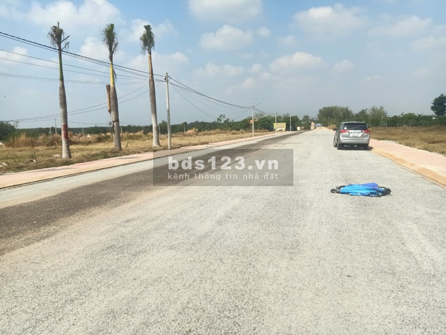 Đất nền mặt tiền đường Lạc Long Quân ngay cổng KDL Sinh Thái Đảo Yến Sơn Hà