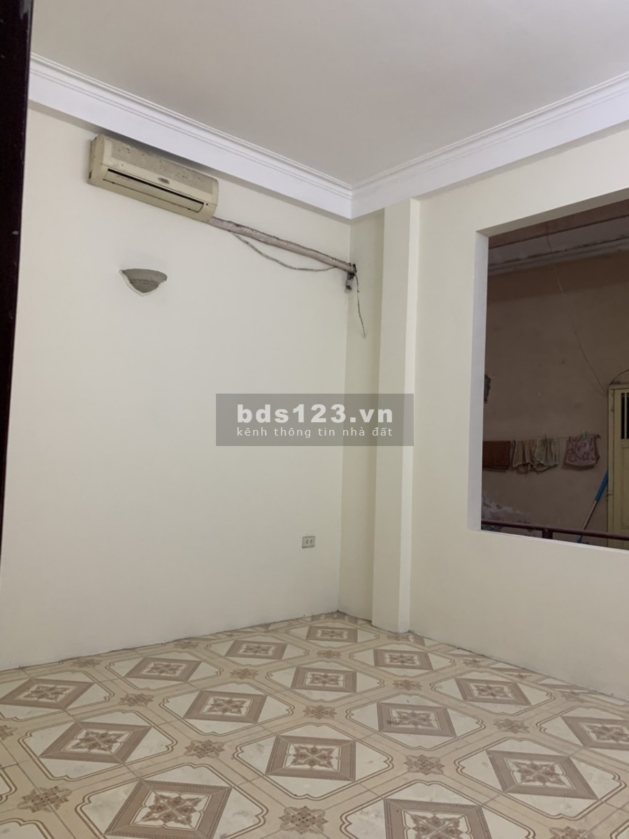 Chính chủ cho thuê nhà nguyên căn 4 tầng có 5 phòng ngủ, 3 wc, 1 khách, 1 bếp, 1 sân phới có mái che