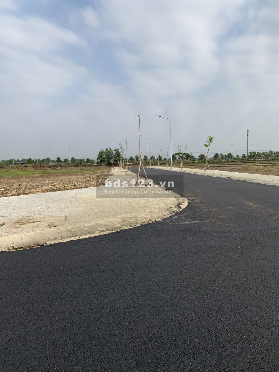 Chính chủ cần bán lô đất MT đường số 3, Hòa Long TP Bà Rịa gặp Kim 0938119885