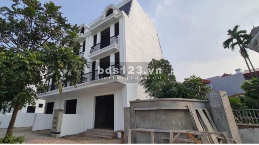 SHOPHOUSE, 2 lÔ VIP LONG BIÊN,132M và 101M