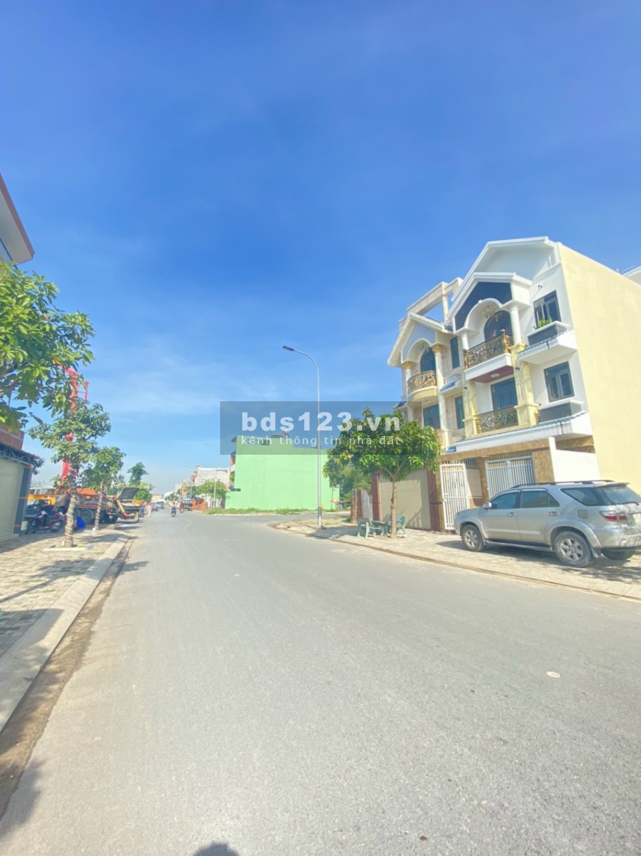 Duy Nhất 1 Lô Đất Nền kế Góc tại trung tâm Q. Bình Chánh Giá tốt nhất thị trường khu vực