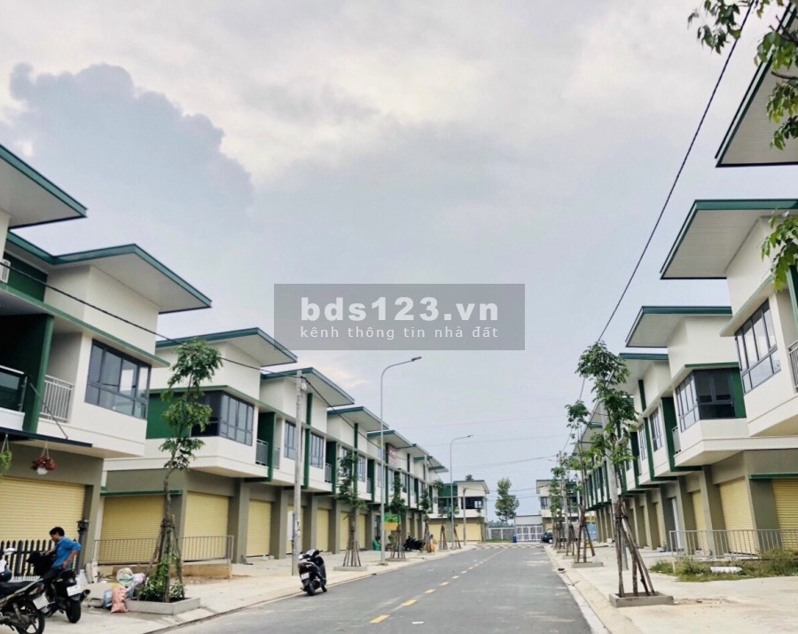 Nhà 120m2 2 tầng mặt tiền vành đai 4 đại học quốc tê Việt Đức