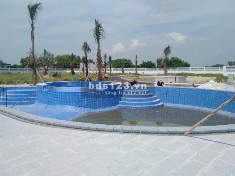 Bán đất TC cách chợ đêm Hồ Tràm 1.5Km , có sẵn thổ cư, Sổ Hồng riêng LH 0902.93.1223