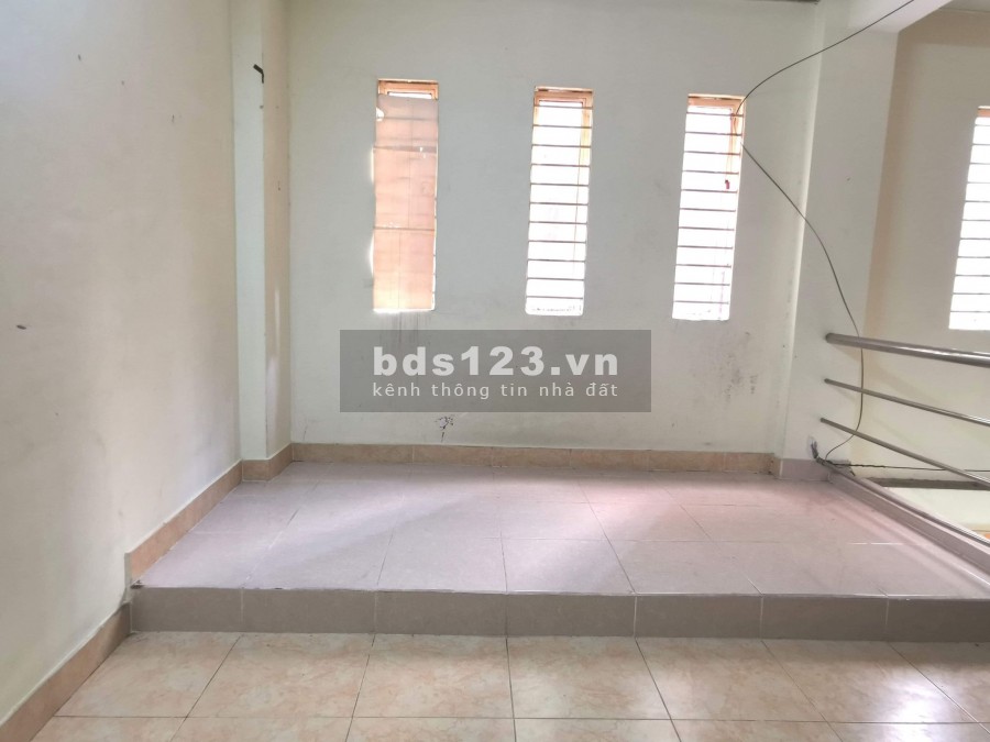 Bán gấp nhà HXH Nguyễn Văn Đậu 3 tầng 70m2, ngang 6 m, giá chỉ hơn 3 tỷ