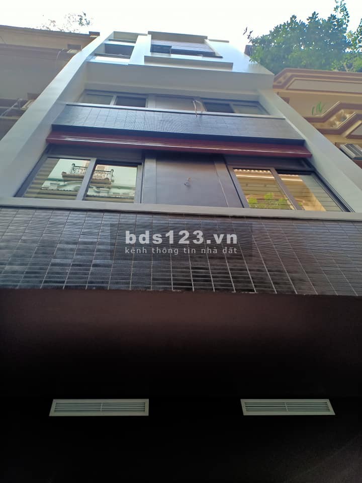 Bán Cắt Lỗ Mặt Phố Phương Mai - Đống Đa - Kinh Doanh Tấp Nập Ngày Đêm - 16,5 Tỷ.