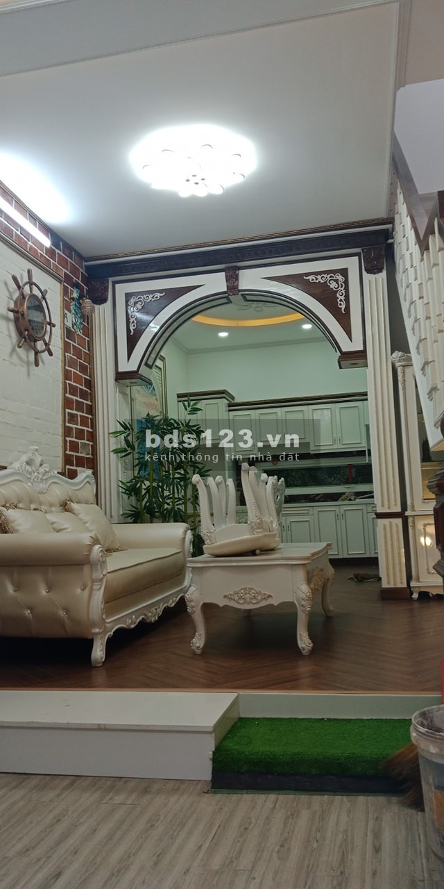 Nhà Đẹp Hẻm Đẹp Phan Huy Ích Hxh P 14 Gò Vấp dt 40m2 giá 3.85 tỷ