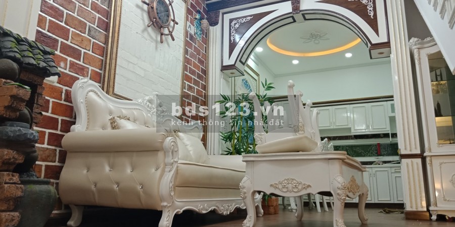 Nhà Đẹp Hẻm Đẹp Phan Huy Ích Hxh P 14 Gò Vấp dt 40m2 giá 3.85 tỷ