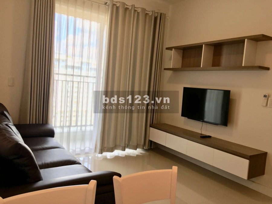 Cần sang lại HĐ thuê căn hộ Galaxy, số 9 Nguyễn Khoái P1Q4, diện tích nhà 57m2 2 pn 1 wc, trang bị đủ nội thất
