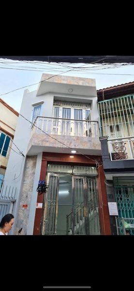 Bán nhà hẻm xe hơi trung tâm q7, dt 45 m2, giá 3,95 tỷ nhà thật 100% k ảo