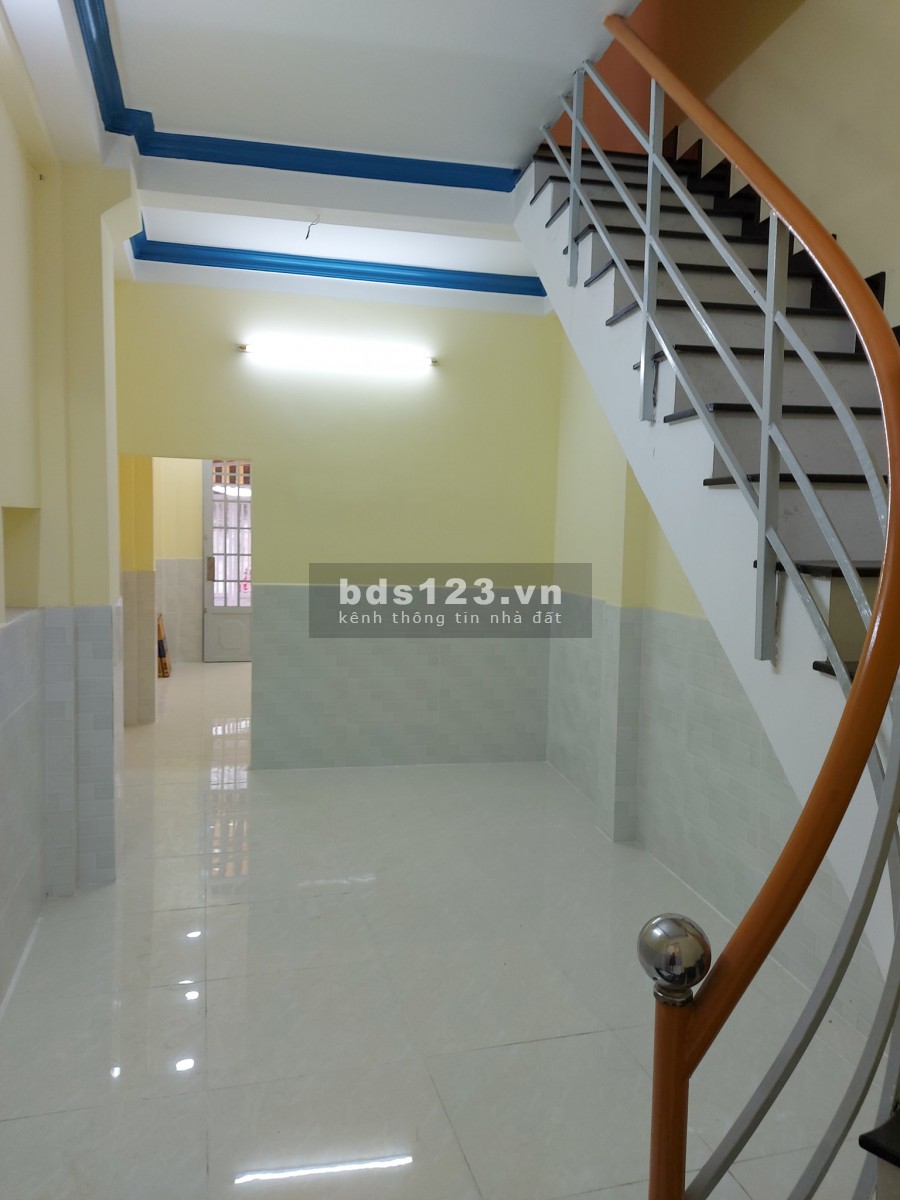 Bán Nhà Hẽm Quận 11 nhà mới dọn vào ở ngay Gía 4.05 Tỷ