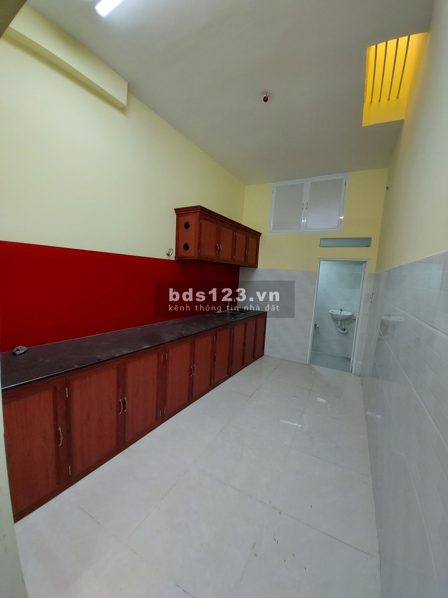 Bán Nhà Hẽm Quận 11 nhà mới dọn vào ở ngay Gía 4.05 Tỷ