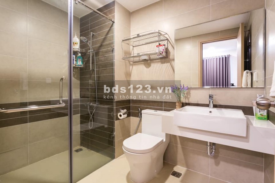 Sang lại căn hộ ngay Bà điểm Hóc Môn đang cho thuê đc 5TR/ tháng, kèm hình thật Full Nội thất