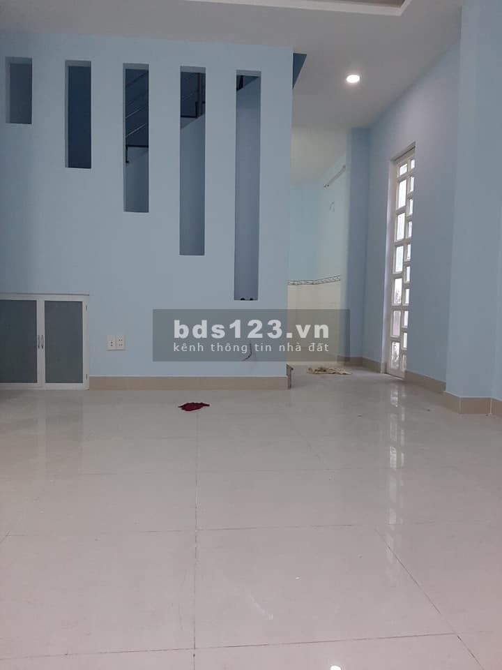 BÁN NHÀ 41M2, 3.95 TỶ, HẺM 3M, LẠC LONG QUÂN, QUẬN 11.
