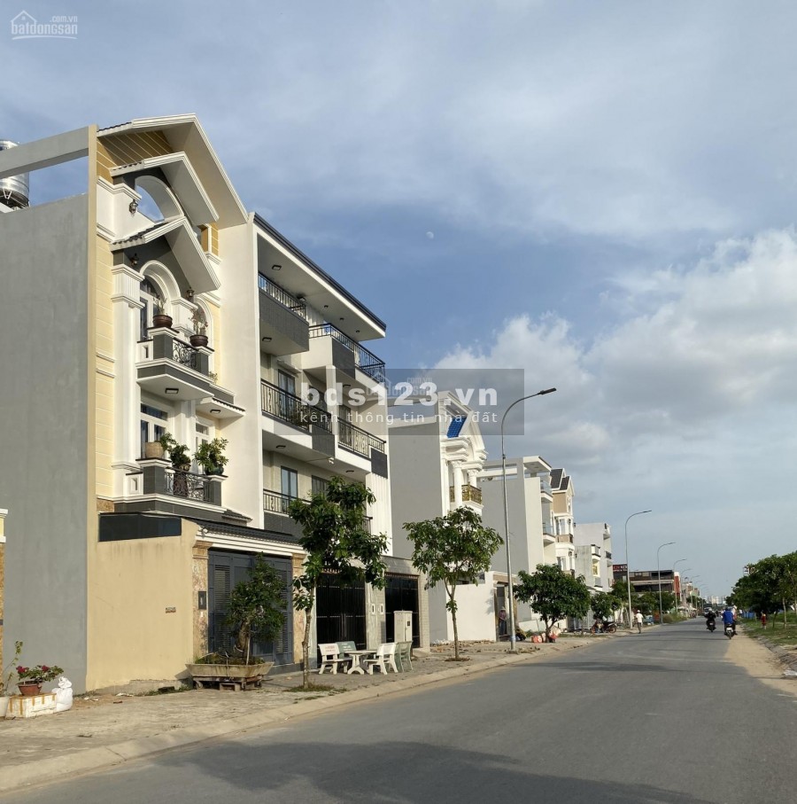 Vị Trí Thật Giá Thật Bán Lô Biệt Thự DT 205m2 Liền Kề AEON Bình Tân - Sổ Hồng Riêng