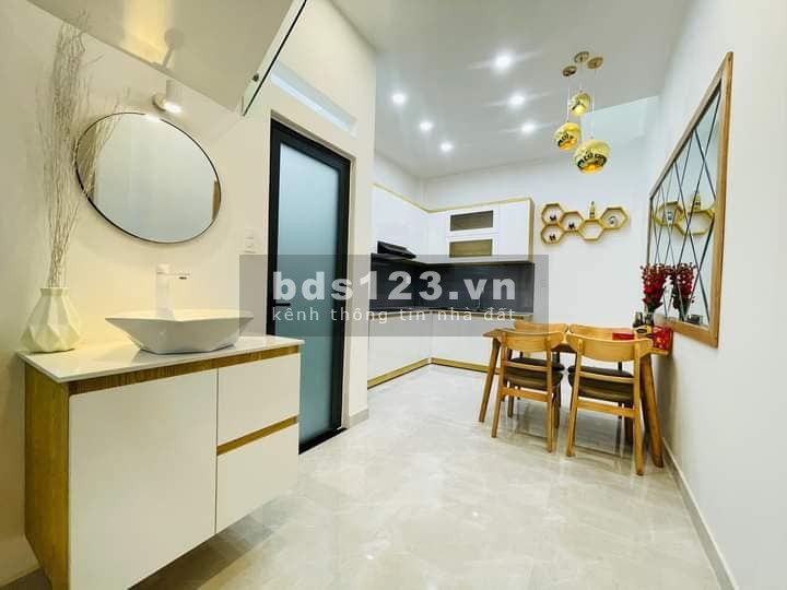 Trần Hưng Đạo Quận 1, 3,5x12m nhà BTCT 7.2 Tỷ còn TL.