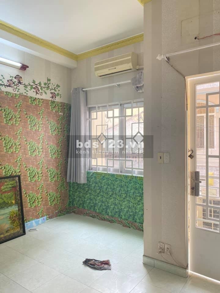 Bán nhà HXH Phan Đăng Lưu, P1 Phú Nhuận, DT 44m,4 tầng, ngang 4m. giá nhỉnh 6 tỷ