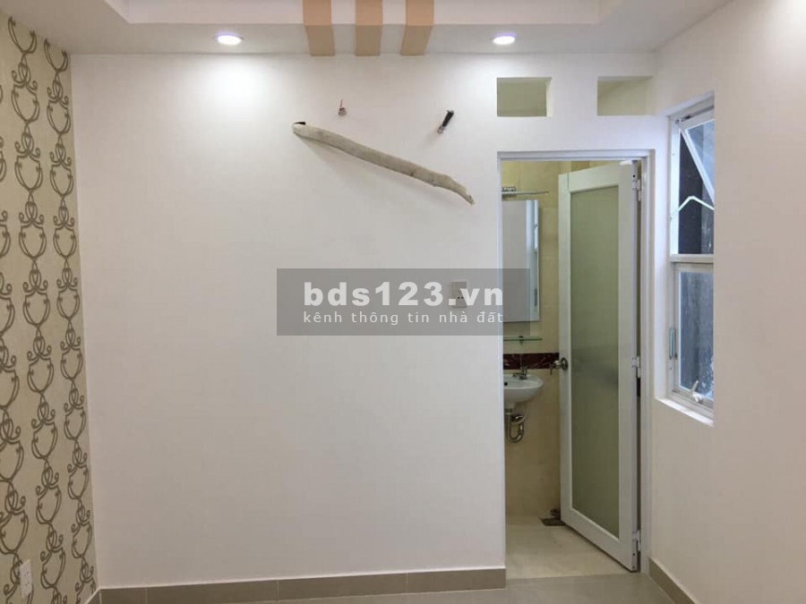 Cần bán gấp nhà hẻm 4.5m Phan Văn Trị, P.2, Q.5, 3.1x 10m, lửng 3 lầu, 5.7 tỷ