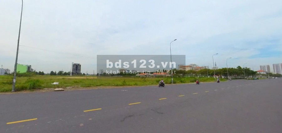 Ra gấp miếng đất trả nợ ngân hàng , sổ riêng
