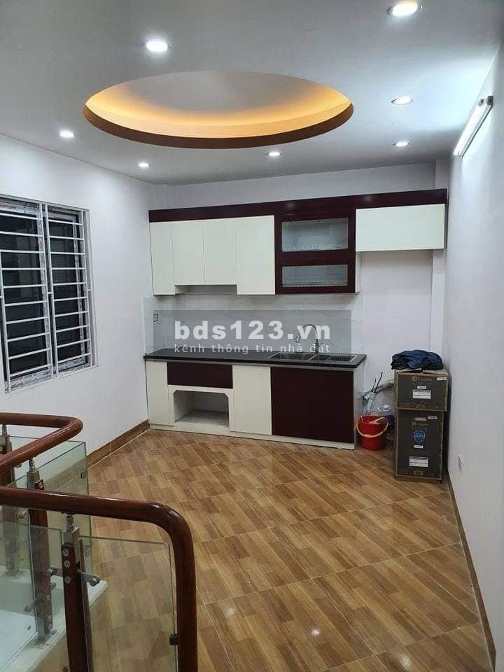 Bán nhà riêng tại Văn Cao, ngõ rộng thông thoáng 2 mặt tiền giá 11.5 tỷ