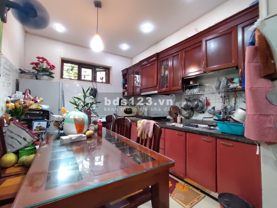 BÁN NHÀ HOÀ HƯNG dt 38M2 giá 4 TỶ 950 TRUNG TÂM QUẬN 10