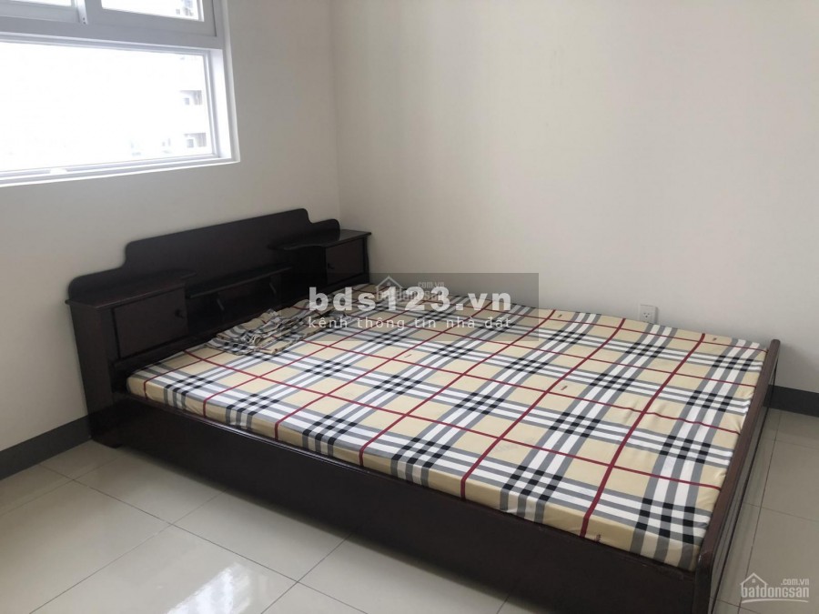 Cho thuê căn hộ mới nhận rộng 58m2, 2 PN, có sẵn đồ dùng, cc Imperial Place, giá 5.8 triệu/tháng