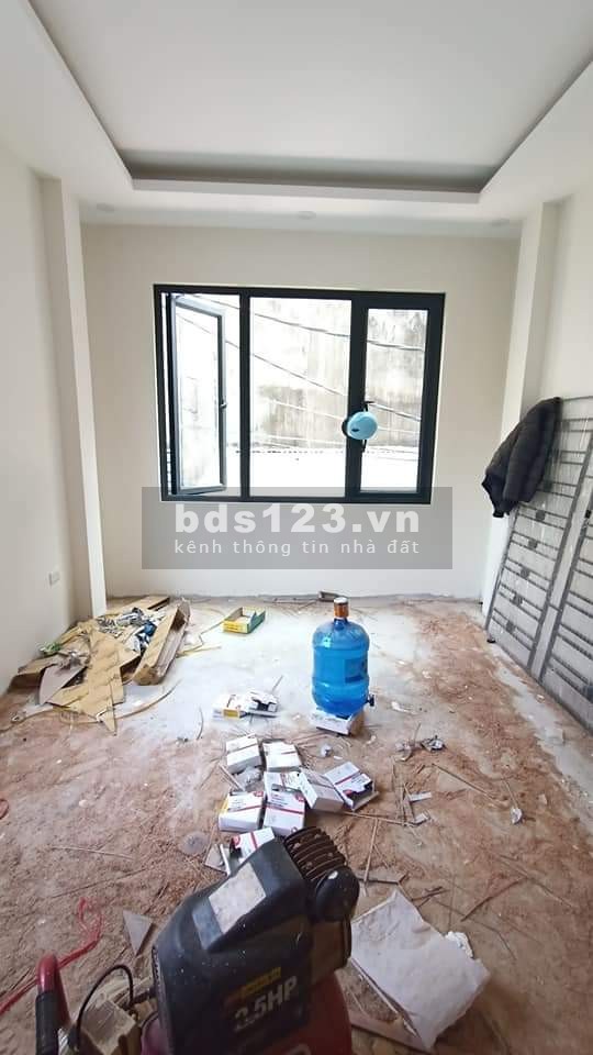 BÁN NHÀ VŨ NGỌC PHAN ĐỐNG ĐA LÔ GÓC ĐẸP CÁCH OTO 30m NGÕ THÔNG 40m2x5T 5.2 TỶ