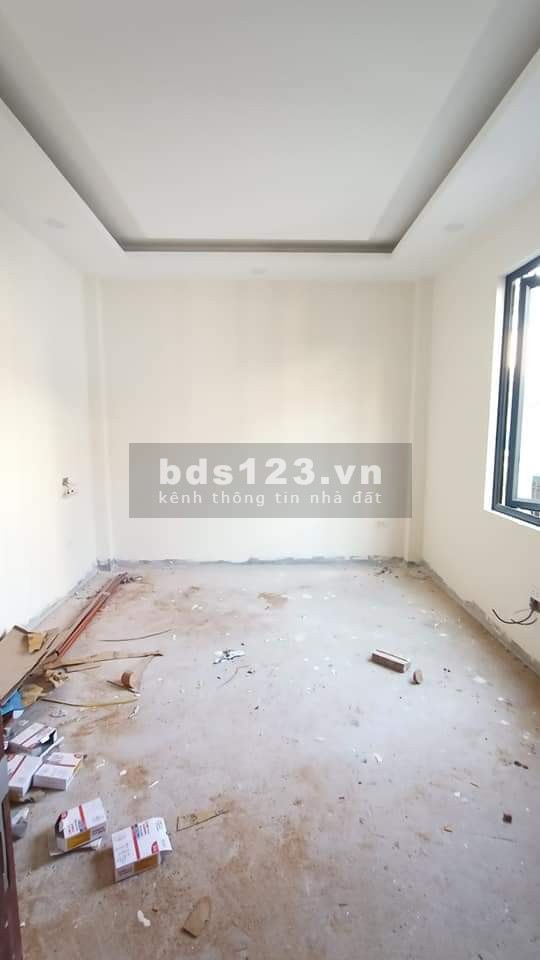 BÁN NHÀ VŨ NGỌC PHAN ĐỐNG ĐA LÔ GÓC ĐẸP CÁCH OTO 30m NGÕ THÔNG 40m2x5T 5.2 TỶ