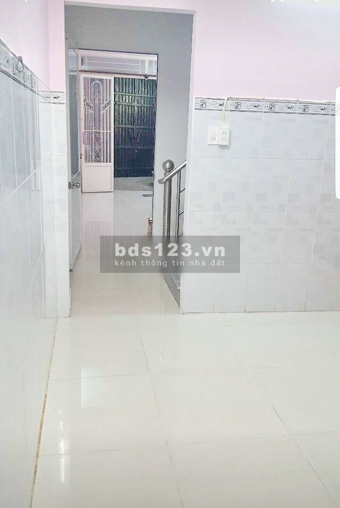 Bán nhà 1 lầu hẻm xe hơi 1225 đường Phạm Thế Hiển Phường 5 Quận 8