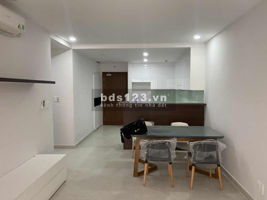 Tôi cần bán gấp căn hộ Gold View 346 bến vân đồn Q4, 80m2 tặng nội thất giá rẻ