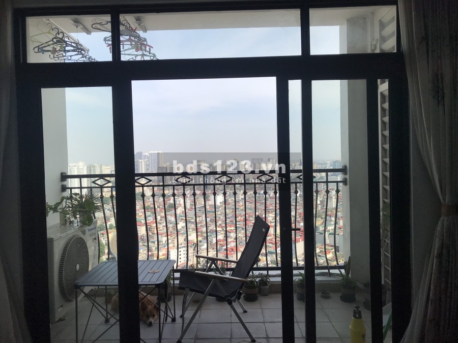 Bán gấp căn hộ full nội thất 3 ngủ, 151m2 Royal city, giá: 6.3 tỷ bao phí, LH: 0967839010
