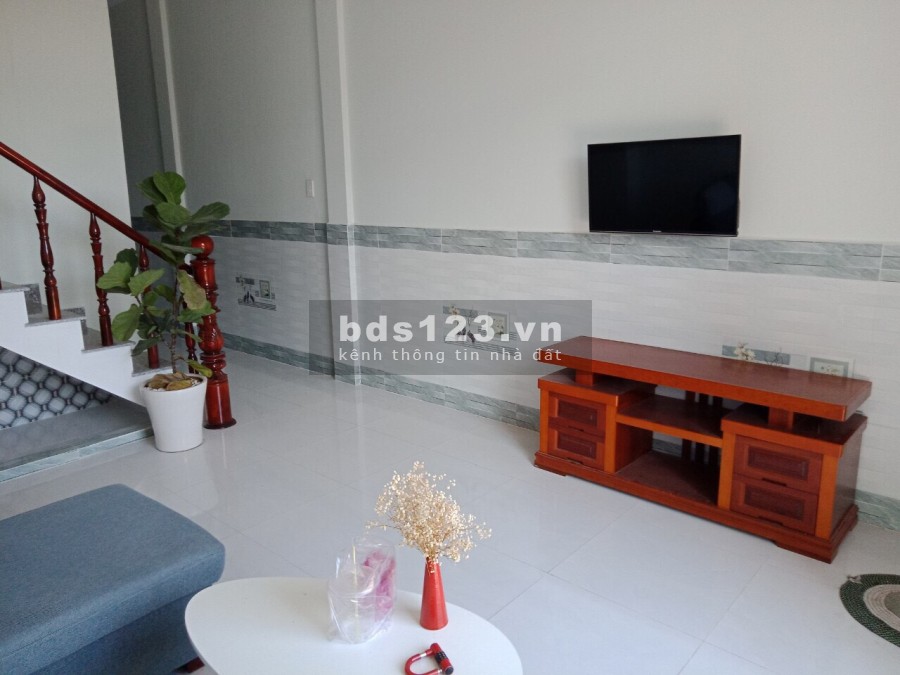 Cuối năm kẹt tiền bán nhà 1 lầu 2 phòng ngủ