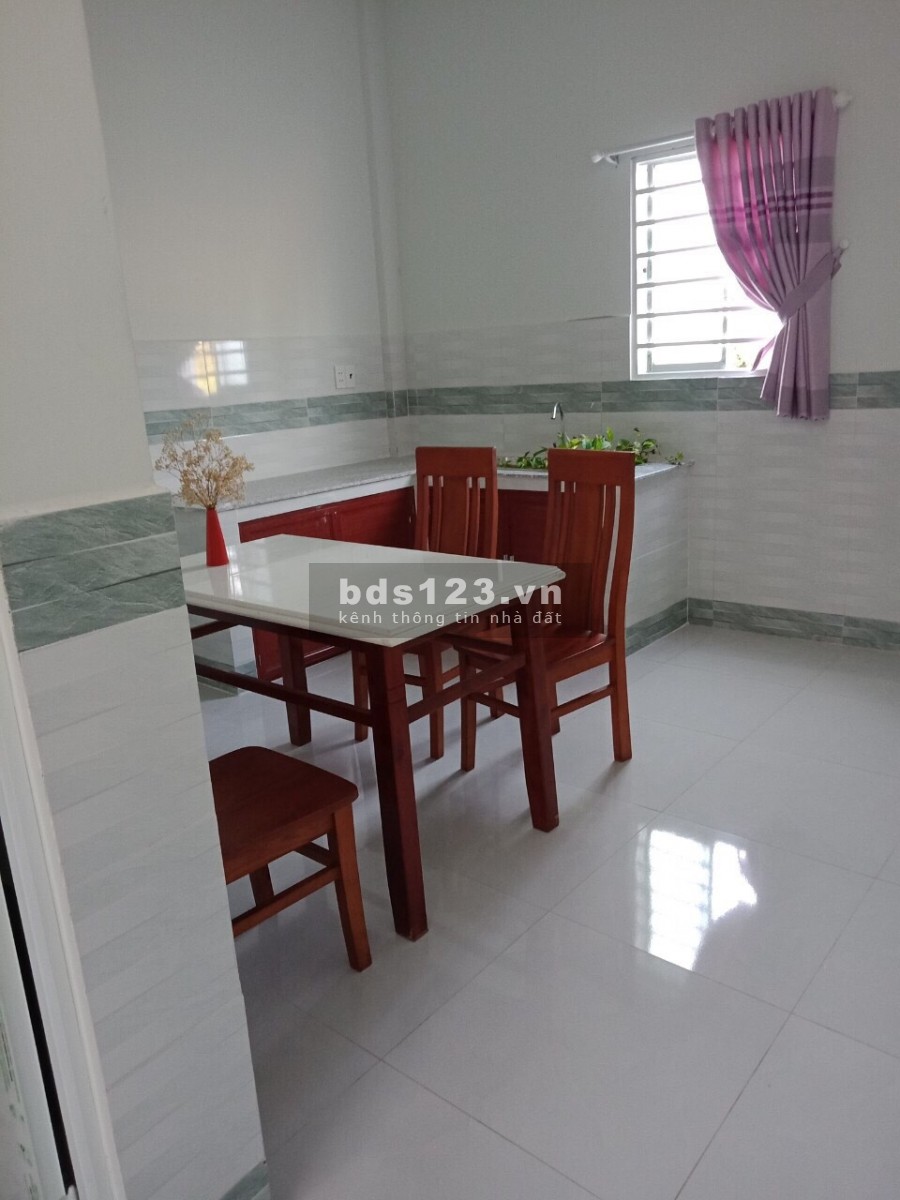 Cuối năm kẹt tiền bán nhà 1 lầu 2 phòng ngủ