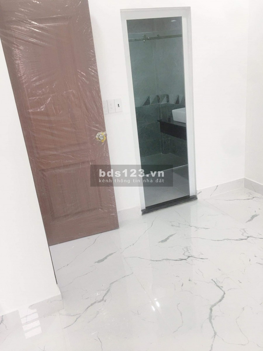 NGỘP LẮM RỒI hạ giá thêm 1.5 tỷ còn 6 TỶ 5 nhà 90m2 3 tầng đường Bùi Viện Quận 1
