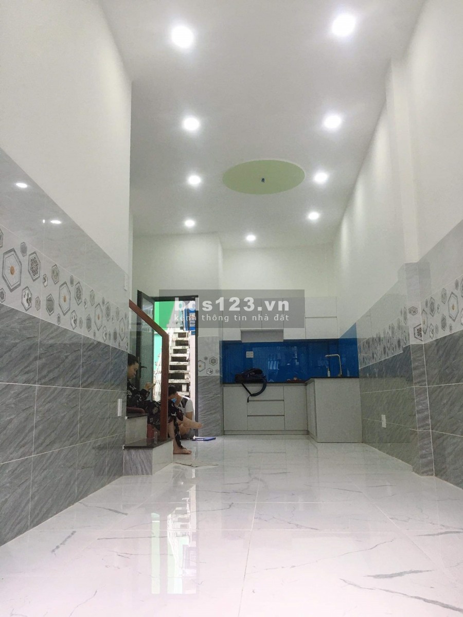 NGỘP LẮM RỒI hạ giá thêm 1.5 tỷ còn 6 TỶ 5 nhà 90m2 3 tầng đường Bùi Viện Quận 1