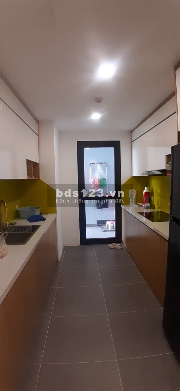 Cho thuê chung cư Paragon Duy Tân 90m 2PN 2WC Full đồ vào luôn.L/H : 0963146006