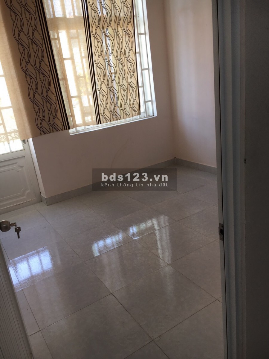 Cần tiền bán gấp nhà đường 5E, F.Bình Hưng Hòa A, Q. Bình Tân