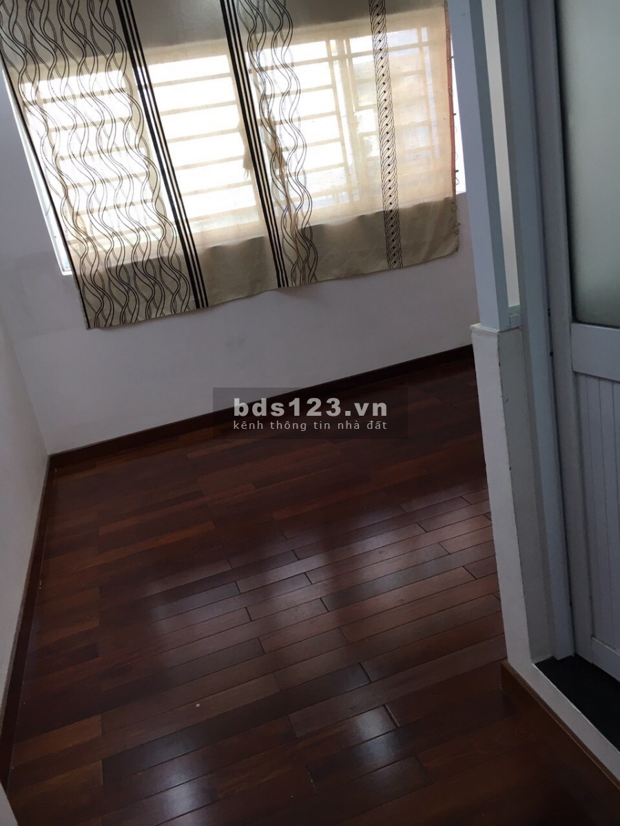 Cần tiền bán gấp nhà đường 5E, F.Bình Hưng Hòa A, Q. Bình Tân