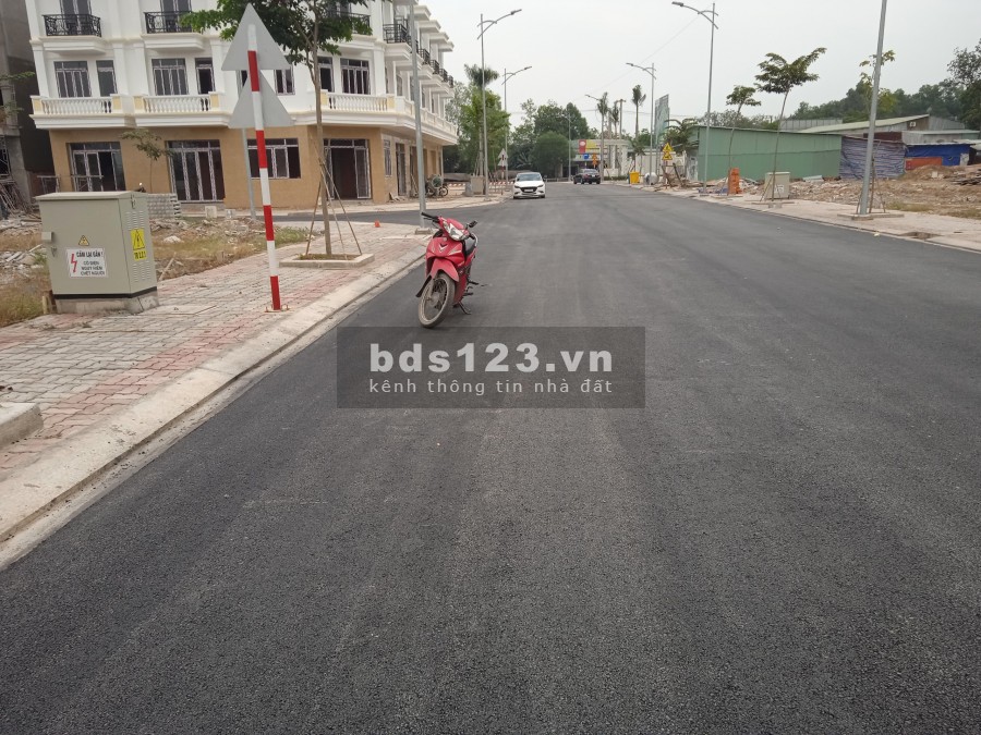 Bán gấp lô đất tại khu visip 2, 1,2 tỷ. shr.