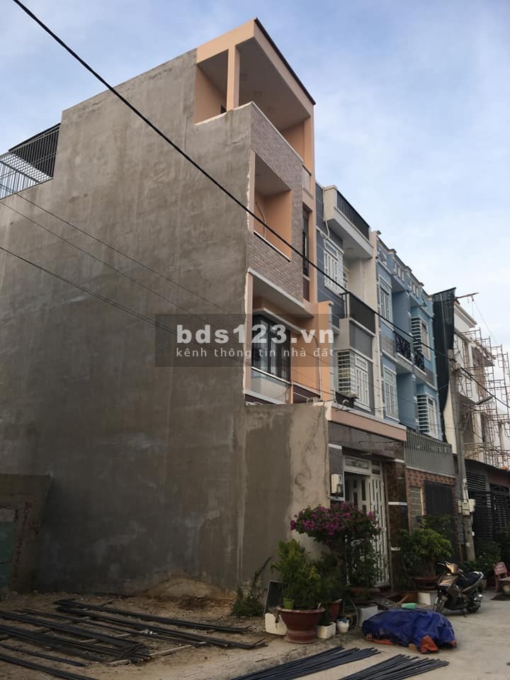 Bán nhà Mặt tiền Hẻm 5m Quang Trung KD tốt giá 3.4 tỷ