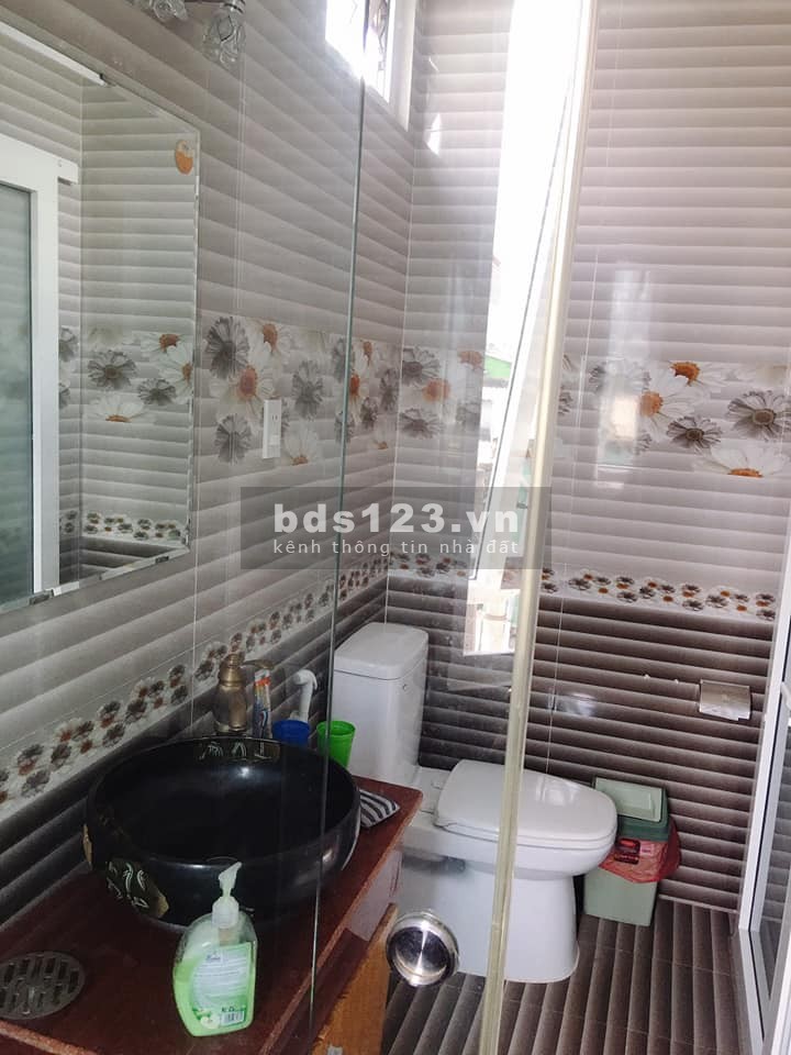 (Gò Vấp)Bán nhà đẹp, cực thoáng, ngợp Tết, giảm tới đáy, Phan Văn Trị, 68m2, 1 trệt 2 lầu, giá 5.1 tỷ