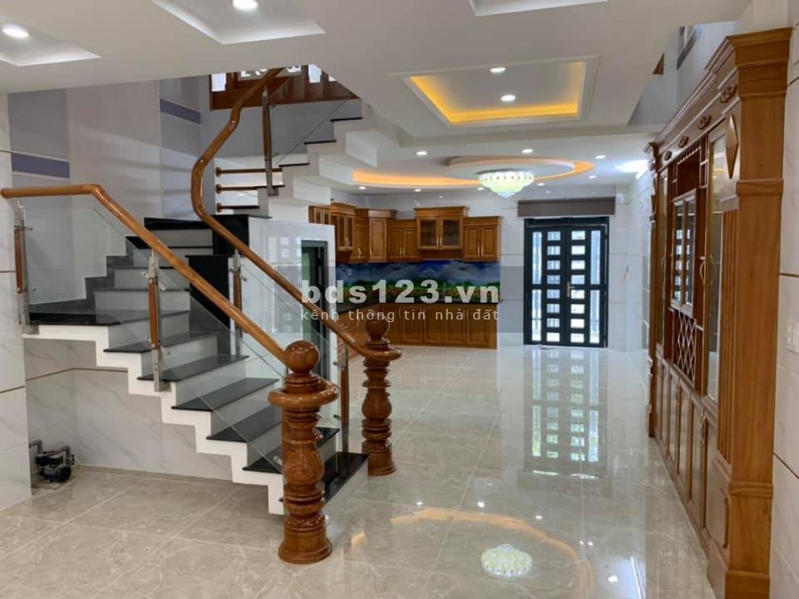 HXH. Lê Lai, Tân Bình, 79m2. 3 tầng giá chỉ hơn 5 tỷ