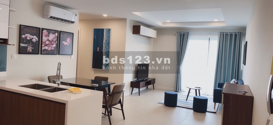 Bán gấp CHCC cao cấp Kosmo Tây Hồ, 80m2; giá bán cắt lỗ 3,1 tỷ.