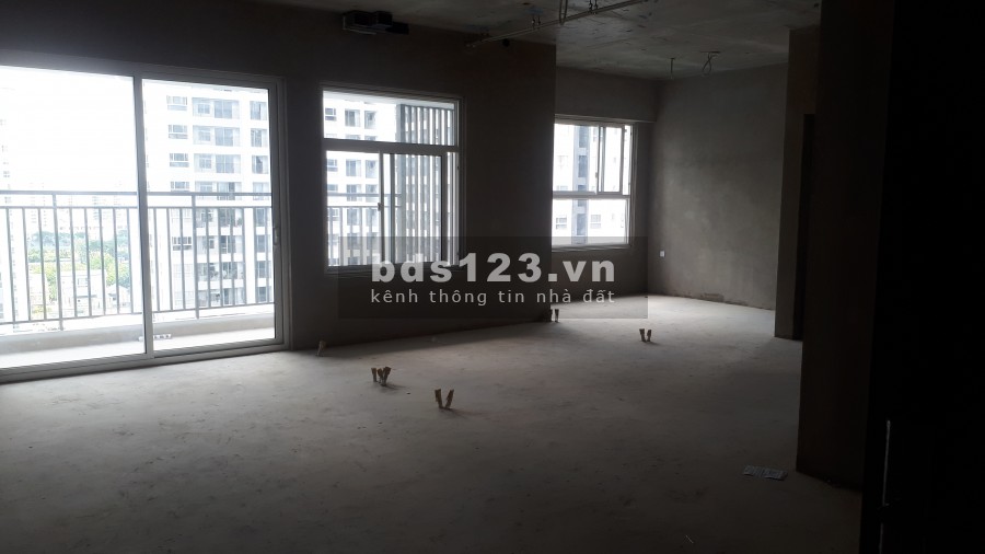 Chính chủ cần thu hồi vốn bán gấp căn hộ cao cấp Sunrise Riverside Novaland 99m2 3PN giá chỉ 3.4 tỷ (bao thuế phí).LH : 0946894828.